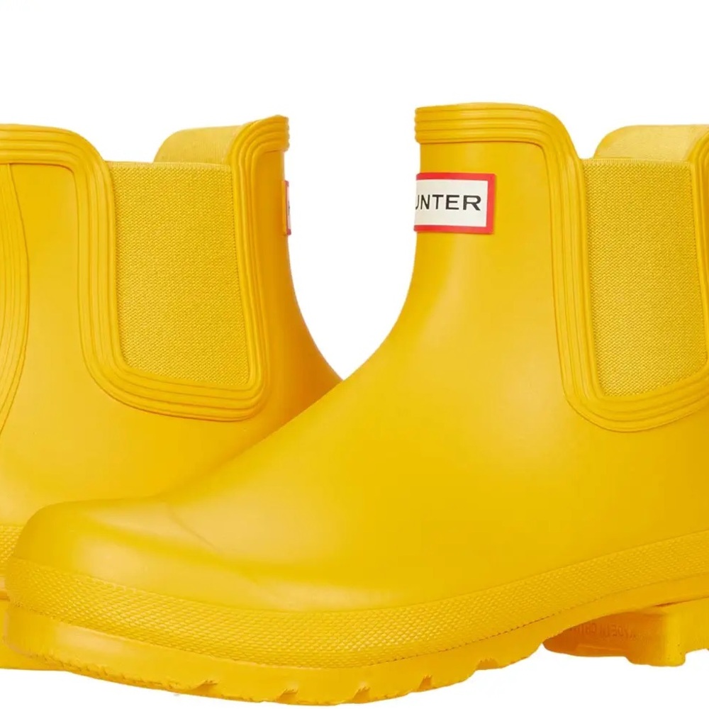 Hunter Yellow Chelsea Boot - 9 - original $140